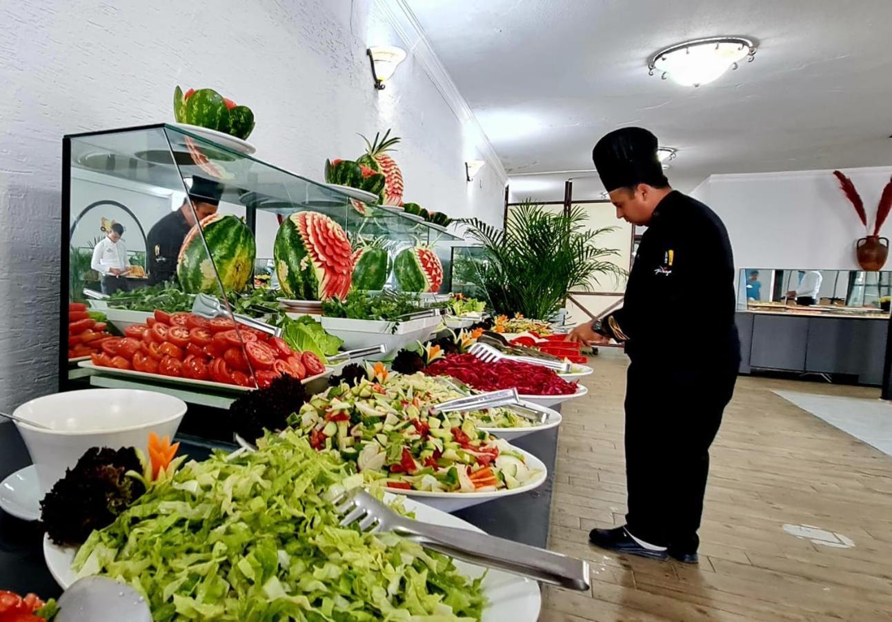 Club Tropical Beach Hotel Toslak Экстерьер фото